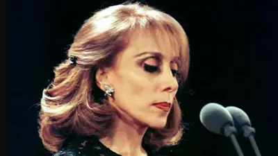 المطربة فيروز