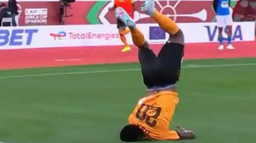 باتسون داكا نجم منتخب زامبيا كاد أن يفقد حياته