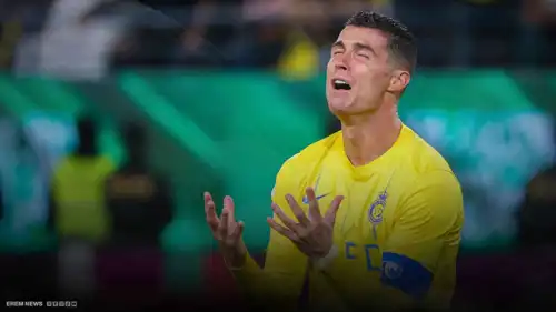 ابتسامة غائبة وقلق يتصاعد.. رونالدو يٌثير علامات الاستفهام