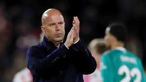 أرني سلوت مدرب ليفربول