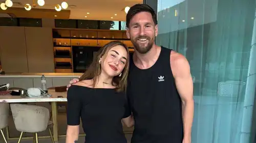 نيكي نيكول مع ميسي