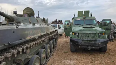 آليات مسلحة سورية