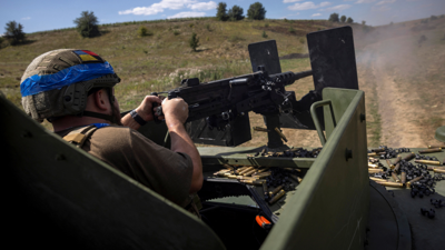جندي أوكراني بالقرب من الحدود الروسية