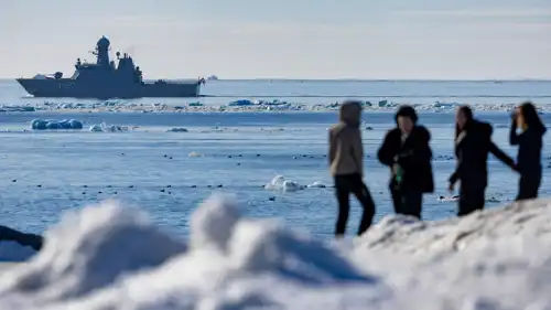 سفينة حربية قرابة غرينلاند