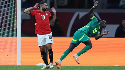 محمد صلاح وساديو ماني في مباراة مصر والسنغال