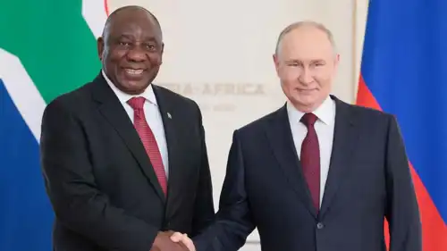  فلاديمير بوتين ونظيره سيريل رامافوزا