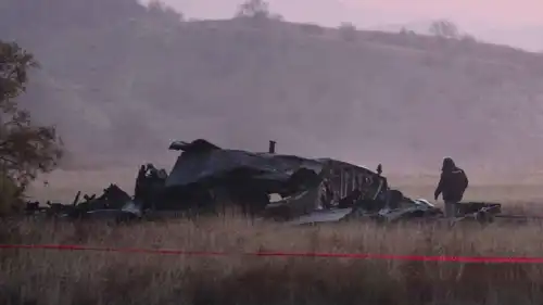 من موقع الطائرة المنكوبة