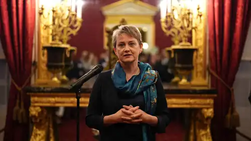 وزيرة الخارجية البريطانية إيفيت كوبر