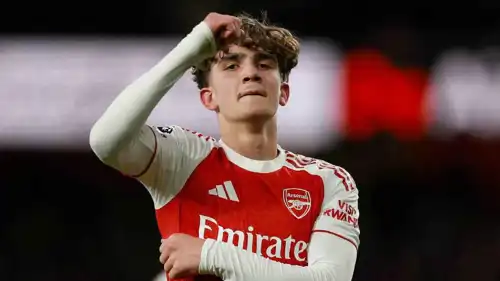 ماكس داومان لاعب آرسنال الإنجليزي