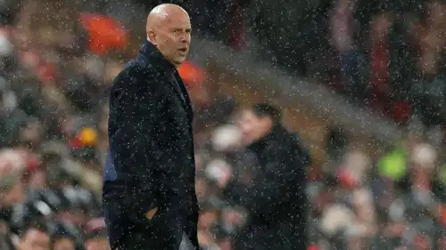 آرني سلوت مدرب ليفربول