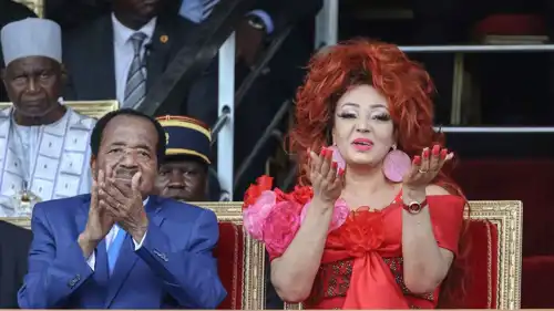 الرئيس الكاميروني بول بيا وحرمه شانتال بيا