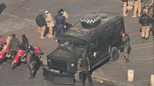 قوات أمن إيرانية