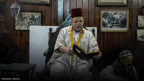 آخر حكواتي بدمشق.. يقاوم عصر السوشيال ميديا والفضائيات