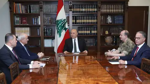 الرئيس جوزيف عون خلال اجتماع أمني