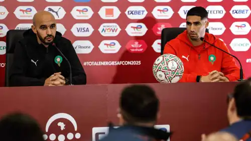 أشرف حكيمي ووليد الركراكي