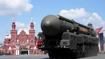 صاروخ باليستي روسي عابر للقارات