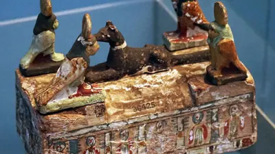 آثار فرعونية (تعبيرية)