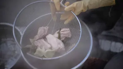 إعداد وجبة طعام (تعبيرية)