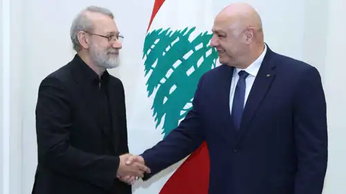 الرئيس اللبناني جوزيف عون وعلي لاريجاني