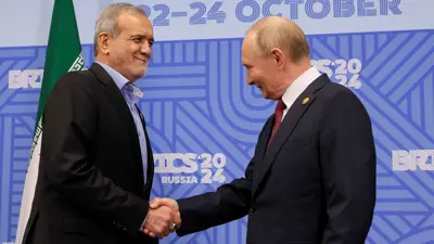 بوتين وبزشكيان في لقاء سابق