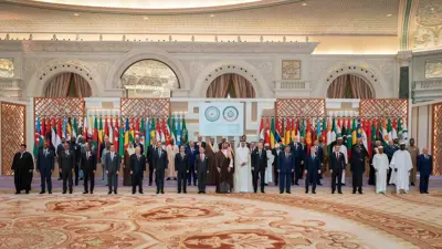 قادة الدول العربية في قمة سابقة