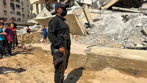 مسلح تابع لحماس في غزة