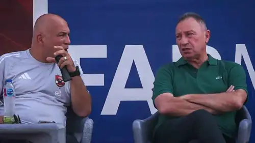 محمود الخطيب رئيس الأهلي مع محمد يوسف المدير الرياضي