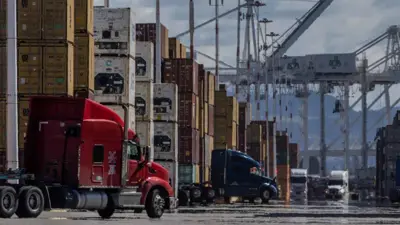 ميناء أوكلاند في الولايات المتحدة