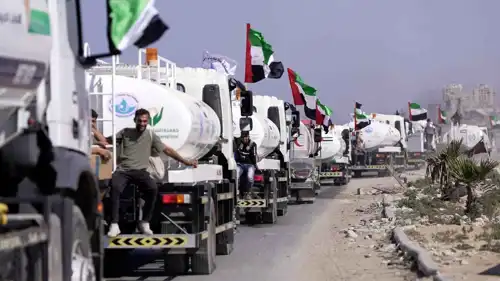 قافلة صهاريج المياه