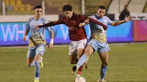 من مباراة الأهلي وسيراميكا في الدوري المصري