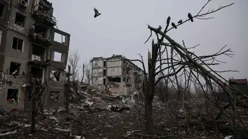 بلدة متضررة من الحرب في منطقة دونيتسك