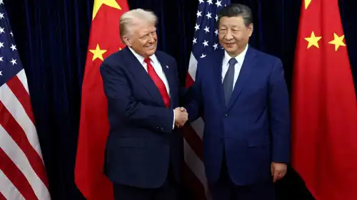 الرئيس الصيني شي جينبينغ والرئيس الأمريكي دونالد ترامب