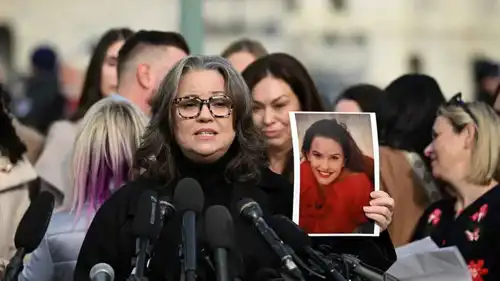 جيس مايكلز التي صرحت باعتداء إبستين عليها