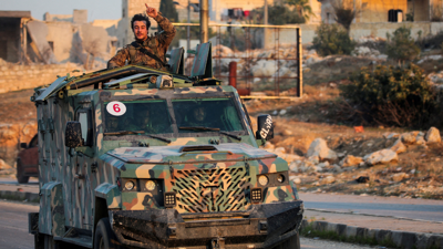 مسلح يتبع للمعارضة السورية