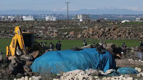 صاروخ إيراني سابق أسقط في سماء تركيا