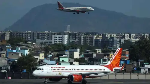 مطار برلين الدولي