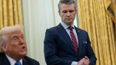 الرئيس الأمريكي دونالد ترامب ووزير دفاعه بيت هيغسيث