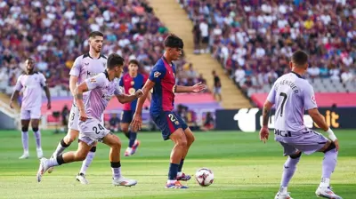 مارك بيرنال لاعب برشلونة