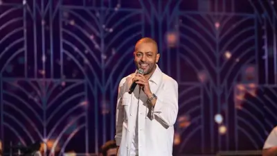 الفنان المصري تامر عاشور