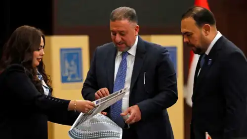 السياسي السني خميس الخنجر خلال الانتخابات العراقية الأخيرة