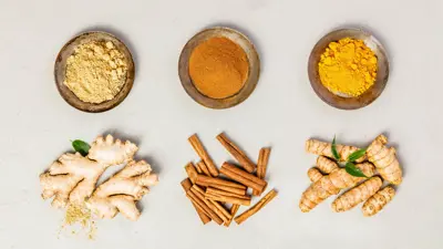 الكركم والقرفة والزنجبيل