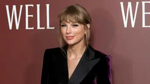 تايلور سويفت