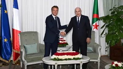 عبد المجيد تبون وإيمانويل ماكرون