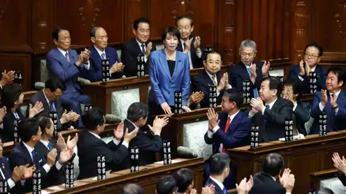 رئيسة الوزراء اليابانية الجديدة ساني تاكايتشي