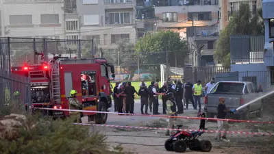 فرق الأسعاف والطوارئ في موقع الهجوم 