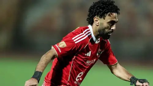 حسين الشحات خلال مباراة الأهلي وزد