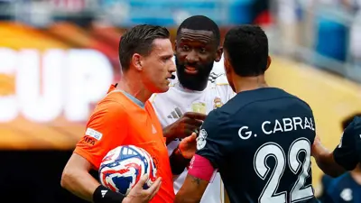 أنطونيو روديغر دخل في مشادة مع لاعب باتشوكا