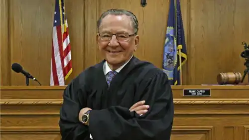 القاضي الرحيم فرانك كابريو