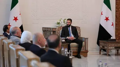 الشرع يلتقي لجنة التحقيق بجرائم الساحل