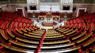 مشهد من داخل مبنى الجمعية الوطنية الفرنسية